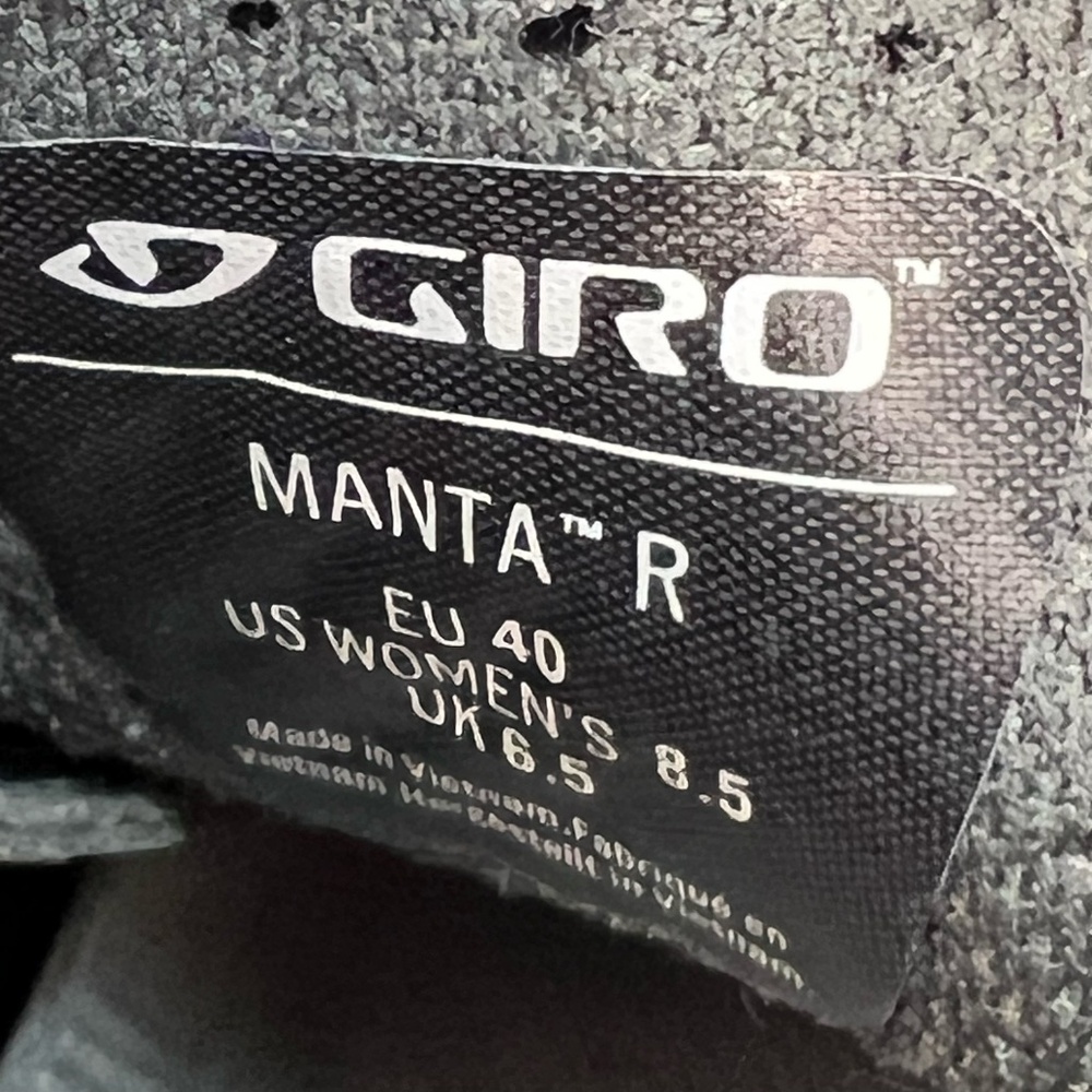 Giro Manta Biking Cycling Shoes Clipless SPD Grey Pink Cleats Women US 8.5 EU 40 - Picture 16 of 16